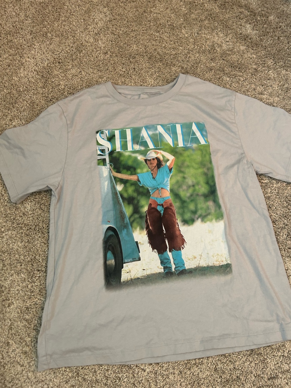 Shania Graphic Crewneck Tee - Light Gray